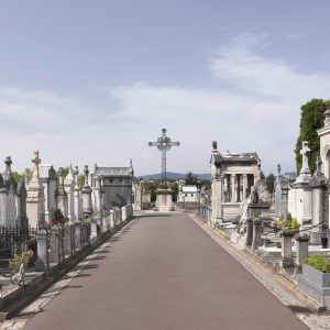 Visite guidée traduite en LSF : cimetière de Villefranche-sur-Saône